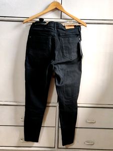 Roadster Mid Rise Skinny Fit Black Jeans