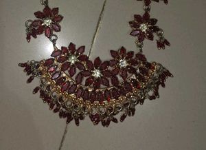 Necklace &amp; Earrings Set