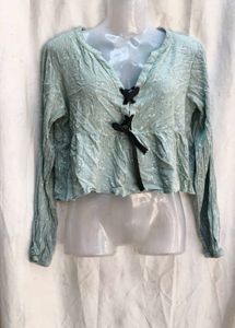1881. Pastel Top with Bow Detail