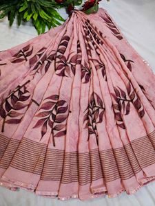 Elegant pink colour Floral Saree with blouse