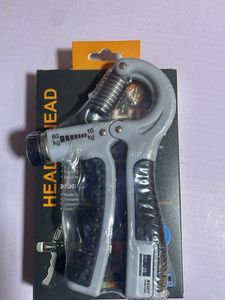 hand gripper with meter