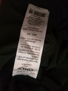 Black Woman&#39;s Regular Top