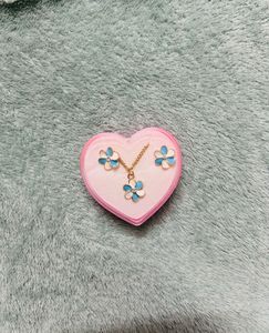 Jewellery Combo With Earnings, Bracelet & Pendant