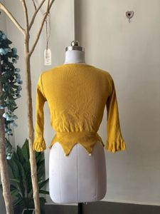 CUTE Mustard top