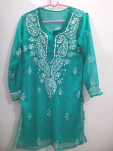 Chikankari Kurti