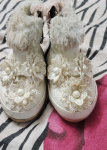 Only Cash. No CoinWhite Floral Embellished Sneaker
