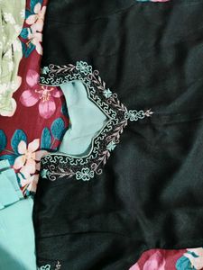 Elegant Embroidered Kurta set