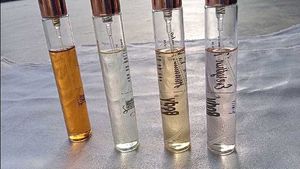Plum BodyLovin Magnifi-Scent Luxury Perfumes Pack4