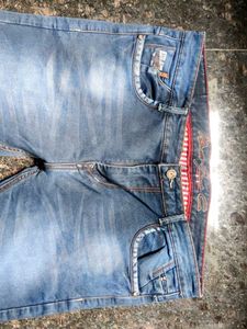 Like New Stylish Blue Denim Jeans