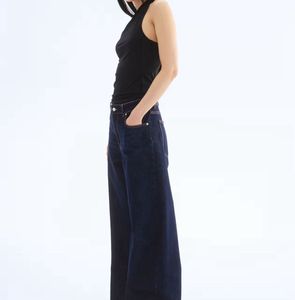 Chic Black One-Shoulder Dress