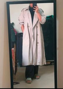 Koran Style Off-white Trench Overcoat