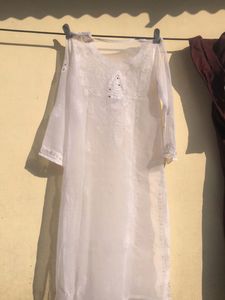 White Embroidered Kurta