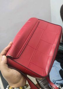 Van Heusen Sling Bag