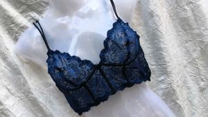 I. CUTE NET CORSET