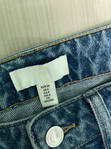 H&amp;M Straight Fit Jeans