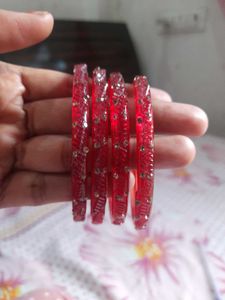Red Bangles - Set of 3 And 4 Kade