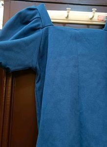 Blue B&#39;ful Neck And Sleeves Crop Top