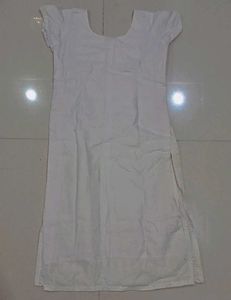 Elegant White Embroidered Kurta