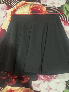 Black Skirt - Versatile &amp; Chic