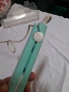 Mini Hair Straightner