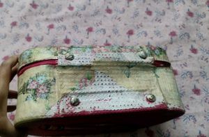 Cosmetic Box