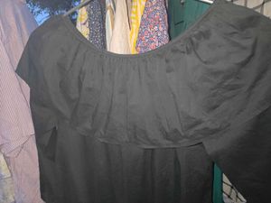 Chic Black Sequin Skirt &amp; Ruffle Top