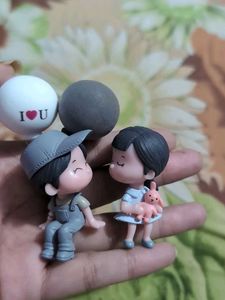 Car Statue Dolls