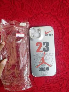 iphn 14/13 CHICAGO BULLS cover! Well known brand