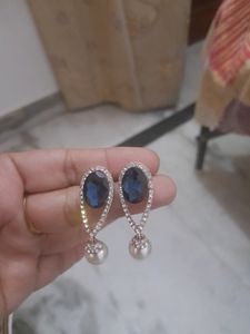 Blue Emerald Earing