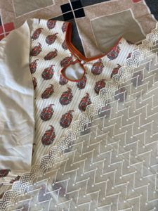 Pakistani Elegant Kurta Set