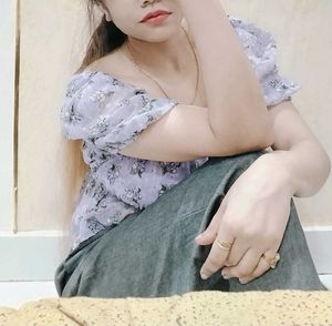 Floral Puff Sleeve Top