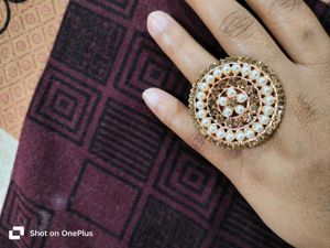 Statement Pearl Ring
