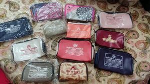 New Zip Purses Set Of 12