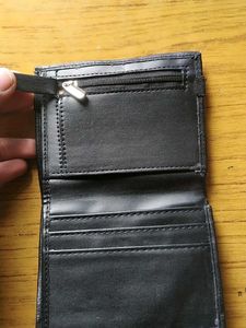 Simple Black Wallet Double fold