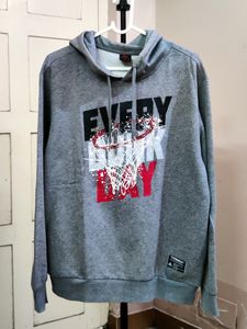 gray men's hoodie with a basketball (Everyday)