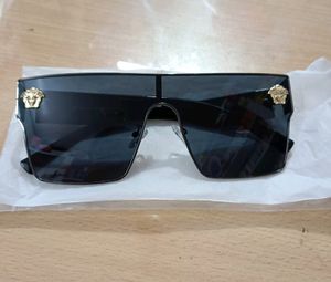 VERSACE Luxury Brand New Sunglasses 🕶️😎