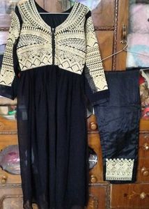 Elegant Embroidered Kurta Set