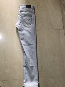 Light Wash Jeans
