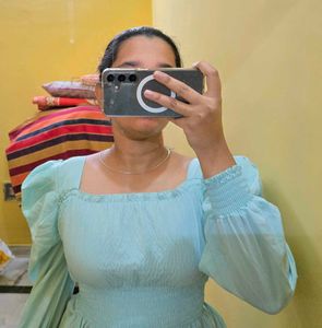 Stylish Blue Puff Sleeve Top