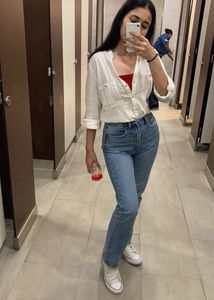 Straight Leg High Waisted Jeans
