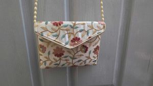 Floral Embroidered Clutch