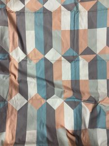 Set Of Bedsheets And Throw