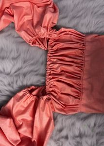 Never Worn Peach Square Neck Top