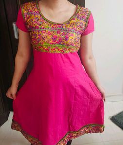 Women Pink Embroidered Cotton Mix Kurta