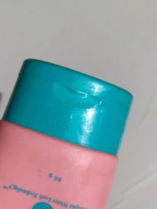 Aqualogica Radiance Sunscreen ( Only 2 Month Left To Expire )🌸