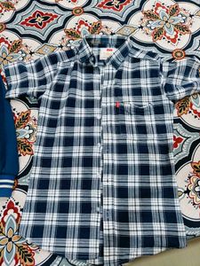 Levi's Plaid Flannel Shirt