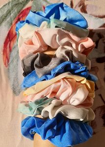 Mix Print And Color Scrunchies Set Of 20 Pieces