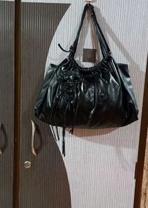 Black Floral Detail Shoulder Bag