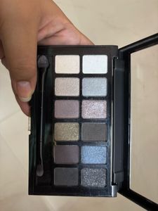 Maybelline The Rock Nude 👁️ Pallete