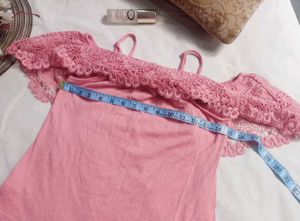 Very Beautiful no Boundaries Junior Off Shoulder T